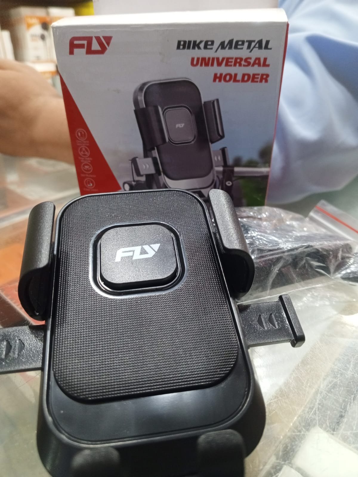 FLY PT-030 Universal Bike Phone Holder Secure Stable Hands Free Riding With 360 Degree Adjustable Viewing - Image 6