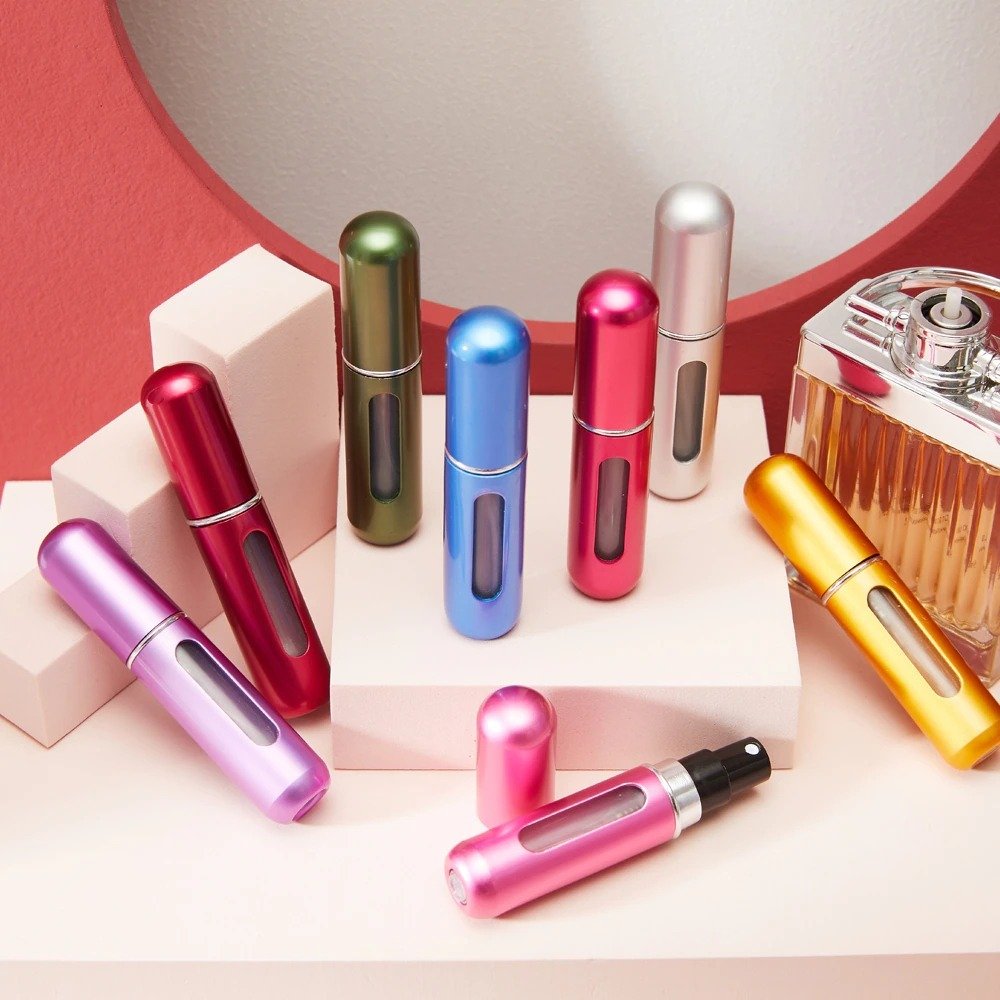 Portable Refillable Perfume Atomizer Spray Bottle - Travel Accessory Designed For Fragrance Storage And Daily Grooming Routine - 5ml (Random Color) - Image 3