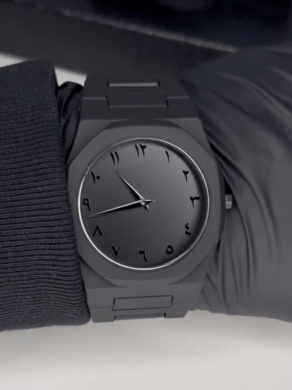 Full BLACK AURA Quartz Watch – Lightweight Design, , Premium Quality & Finish - Best Quality Analog Watch For Boys - Watch For Men | Full Black Color Watch - Without Box - Image 4
