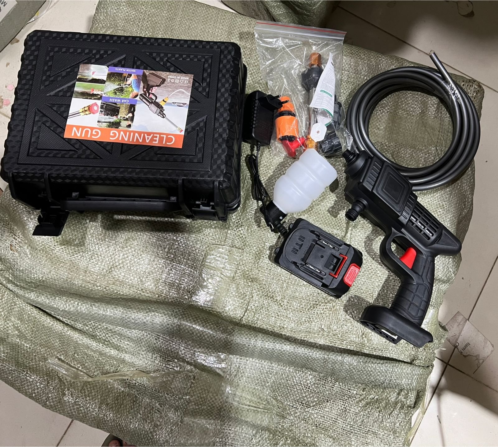 Automatic Cordless Car Wash Spray Gun | 48V High Pressure Lithium Battery | Wireless Foam Jet Washer (Single & Double Battery) - Image 7