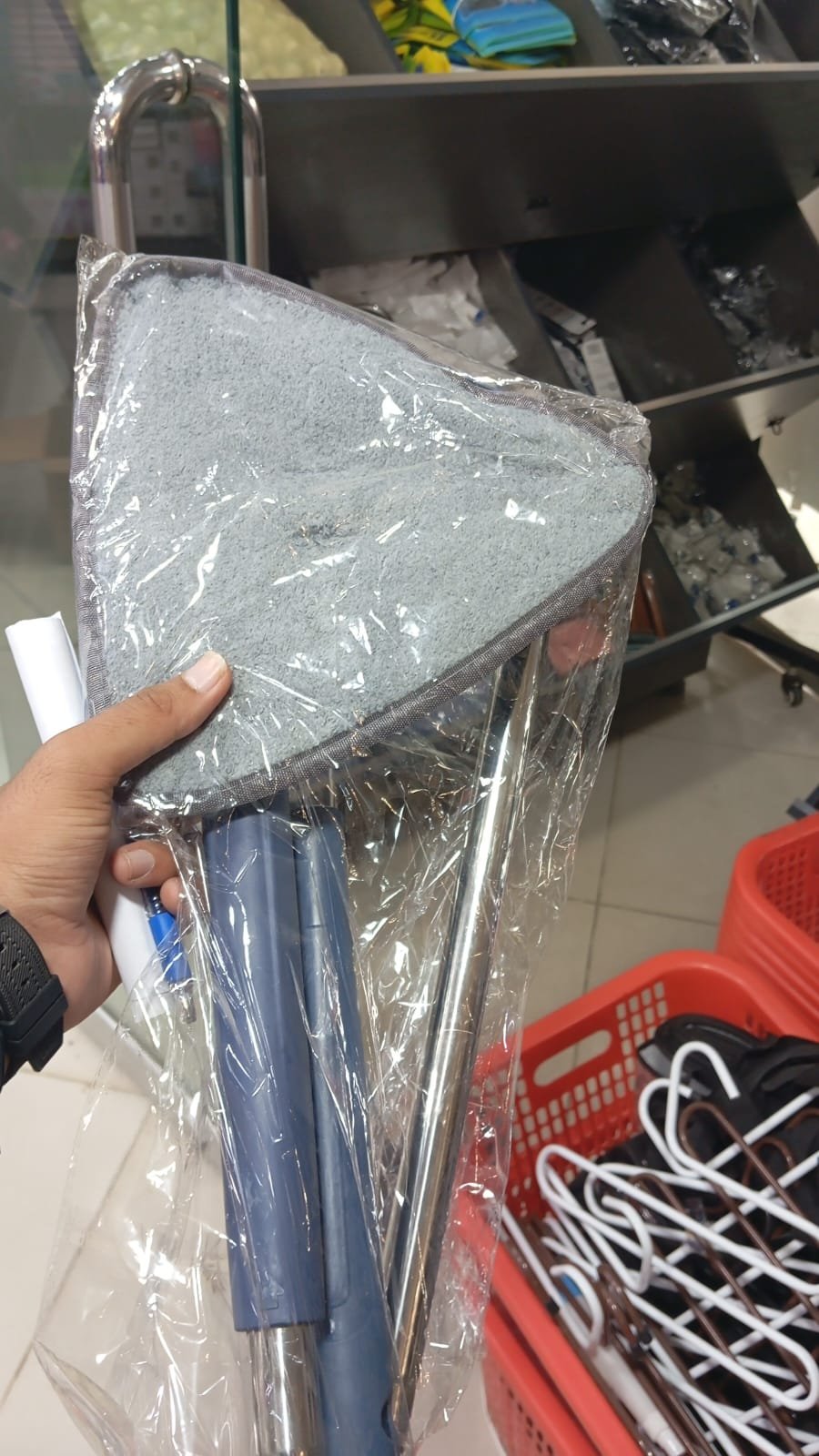 Extendable Triangle Mop 360 Twist Squeeze Window Glass Toilet Bathroom Floor Household Cleaning Ceiling Dusting (Random color) - Image 5