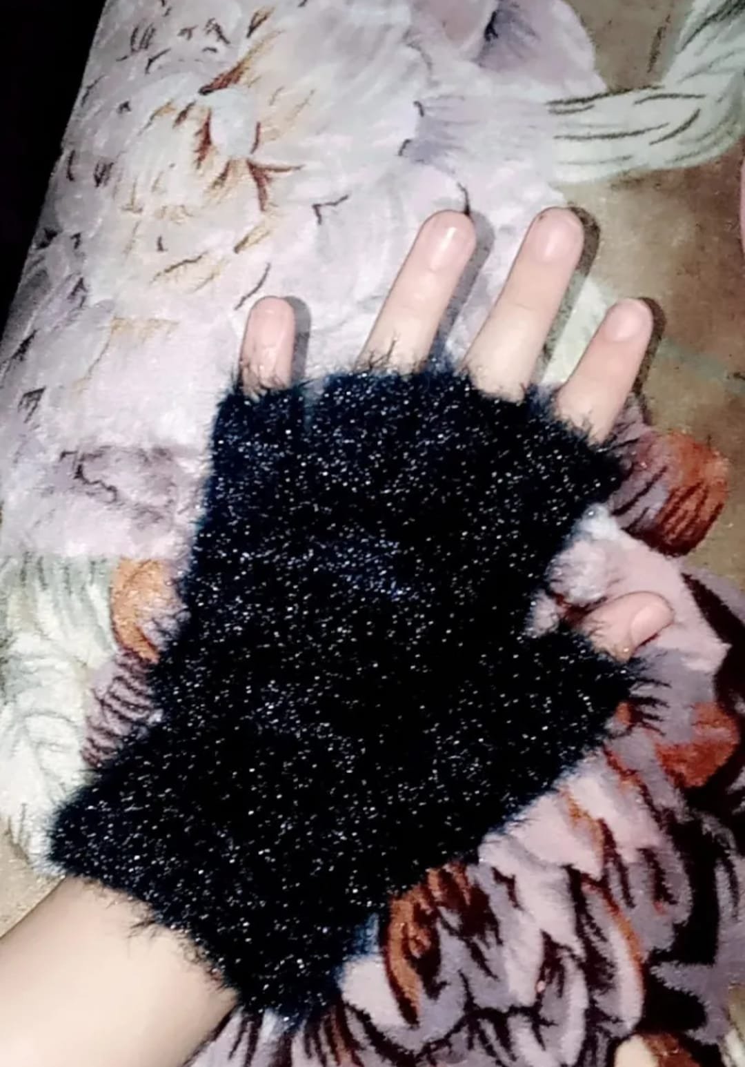 Women's Winter Plush Half-Finger Gloves – 1 Pair - Image 6