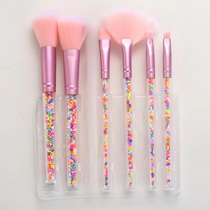 Sweet Beauty 07 PCs Makeup Brush Set (Random Color) - Image 5